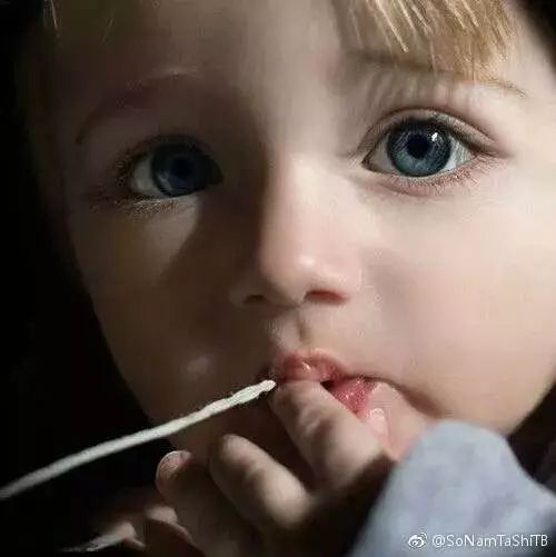 五行为水的女孩名字：水的灵动与智慧